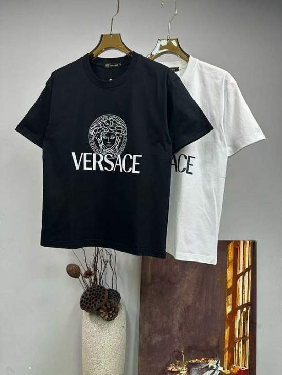 Picture of Versace T Shirts Short _SKUVersaceS-3XL8qx04381